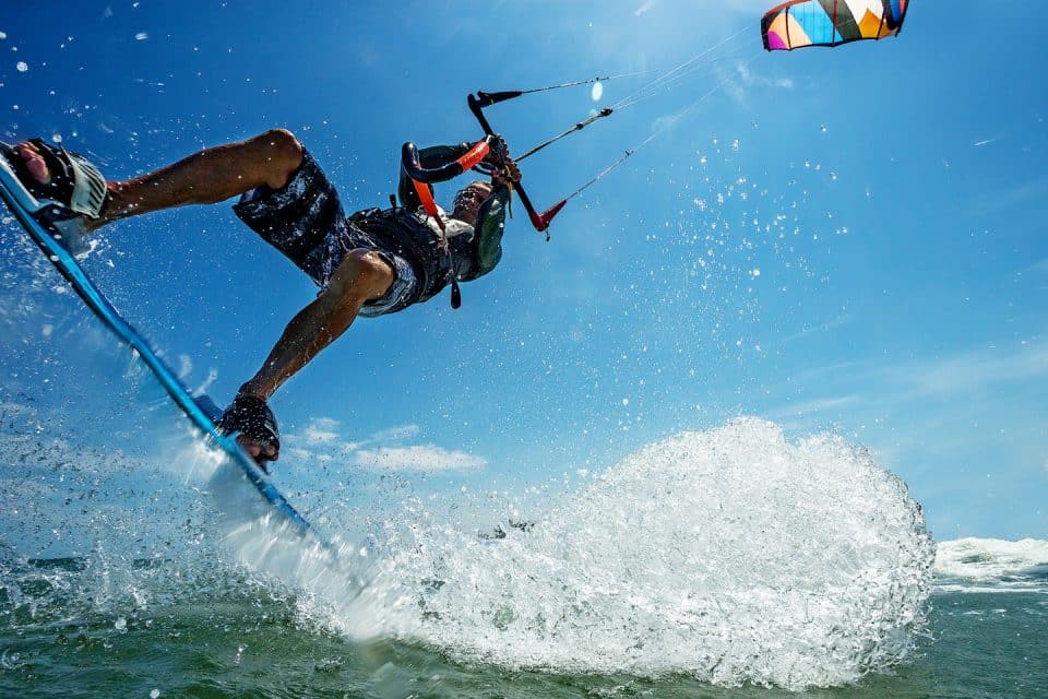 kitesurfing in Sri Lanka