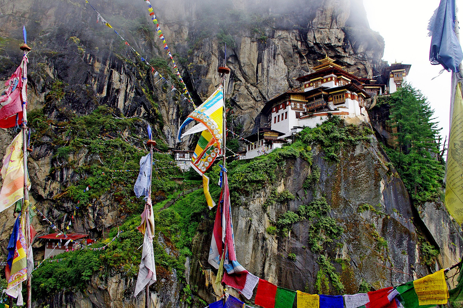 snowman trek bhutan