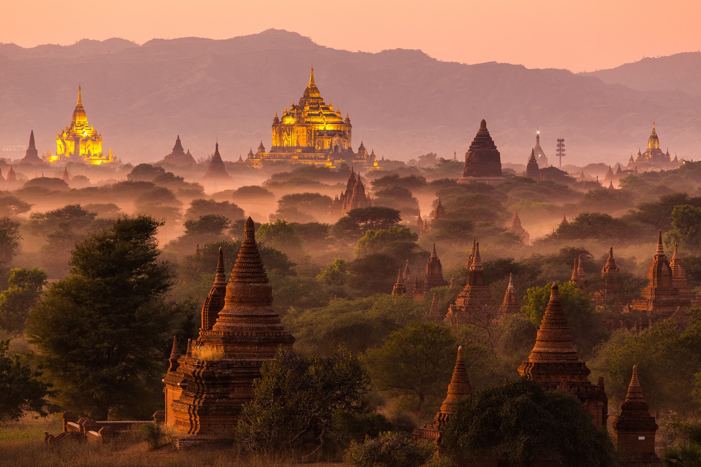 sunrise in bagan